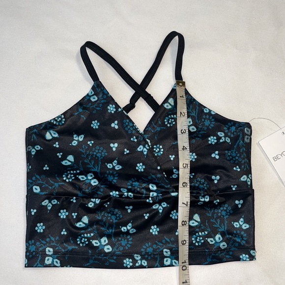 Beyond Yoga Lux High Waisted Leggings & Criss Cross Cropped Tank SMALL - Picture 14 of 16